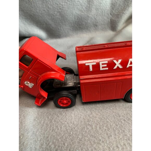 Texaco Diecast Red Toy Truck Bank Collectible 1948 Edition By ERTL - Picture 10 of 10